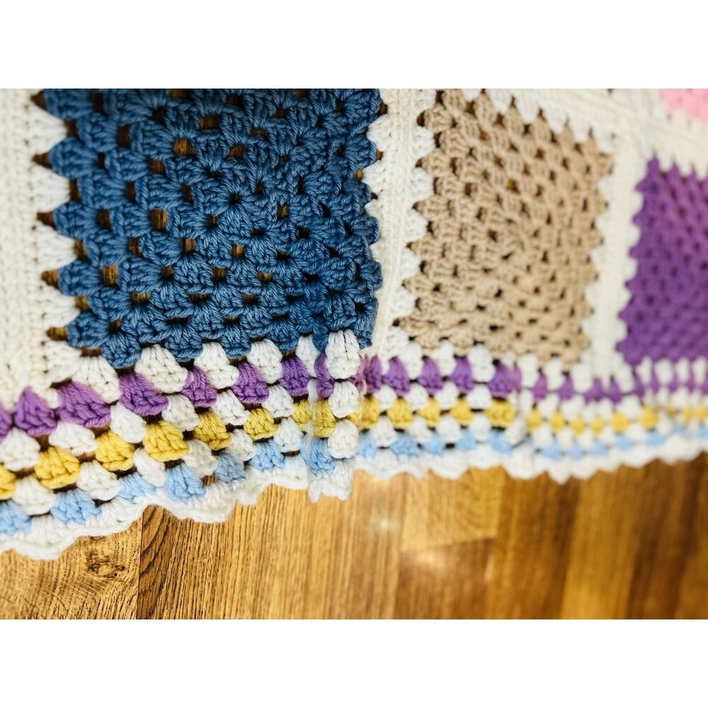 Vintage Handmade Patch Crochet Afghan Size 53 X 58 Multicolor Granny Cozy - Picture 11 of 12